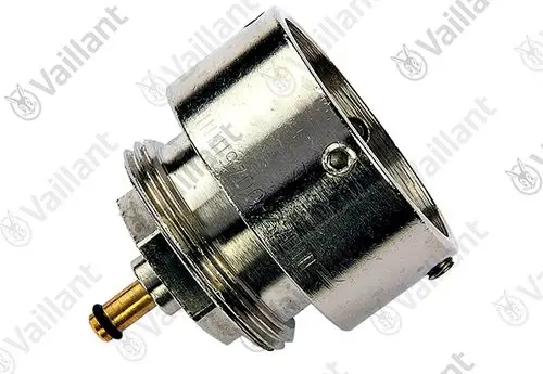 Vaillant Adapter mit zylindrischer Form und Anschlussstück, das für Heizungsanlagen verwendet wird. Sichtbare Verbindungsteile für die Montage.